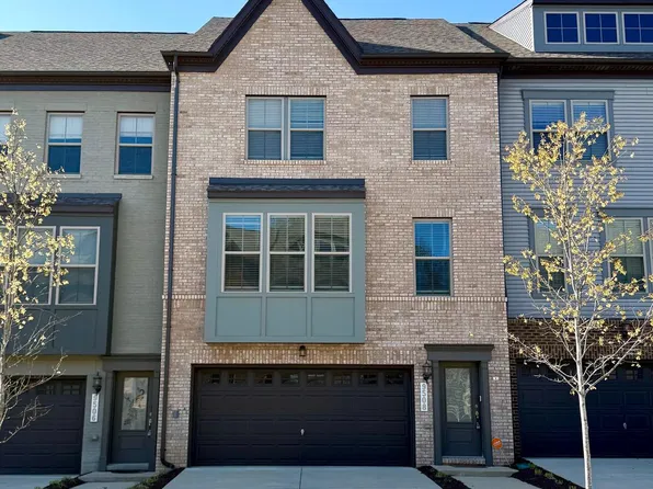 9508 Capital Ln, Upper Marlboro, MD 20774