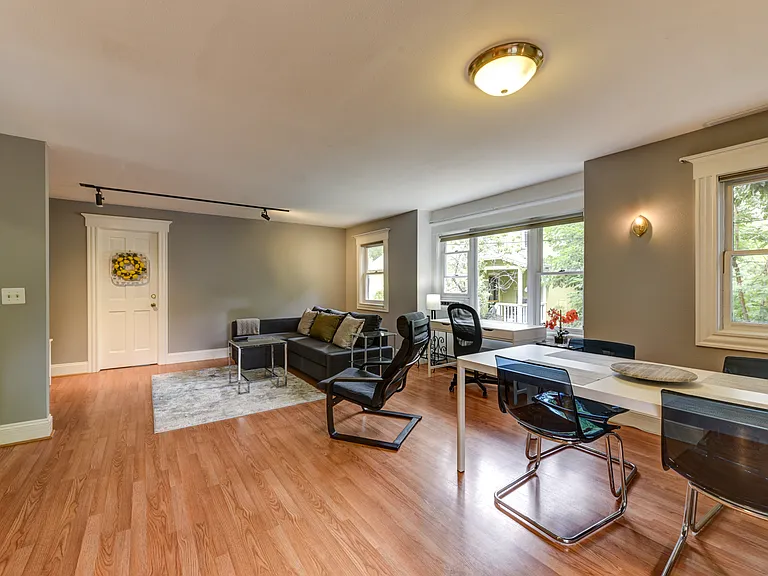 929 Maxwell Ave #2 — Photo 2