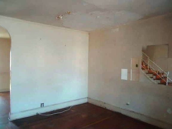 3rd image of 835 Yeadon Ave