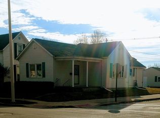 401 E Benton St, Wapakoneta, OH 45895