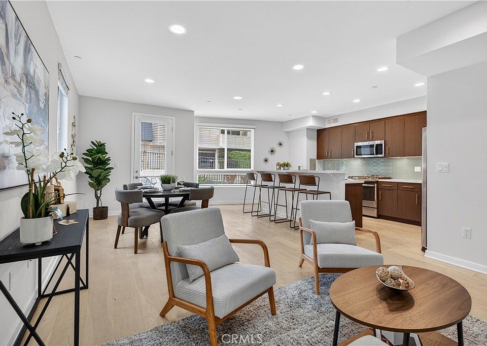 1st image of 11912 Laurelwood Dr Unit 101
