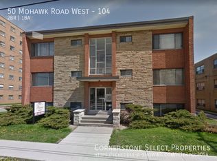 50 Mohawk Rd W #104, Hamilton, ON L9C1V7
