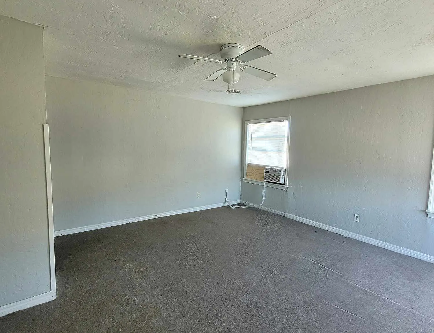 915 N. B St (Formerly 1005 N. B St) - 2 — Photo 2