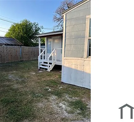 3 bed, $1,200 — Photo 4