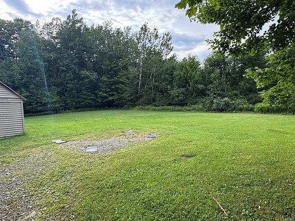 4th image of 761 Sibley Rd