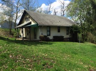 192 Hill St, Ambridge, PA 15003