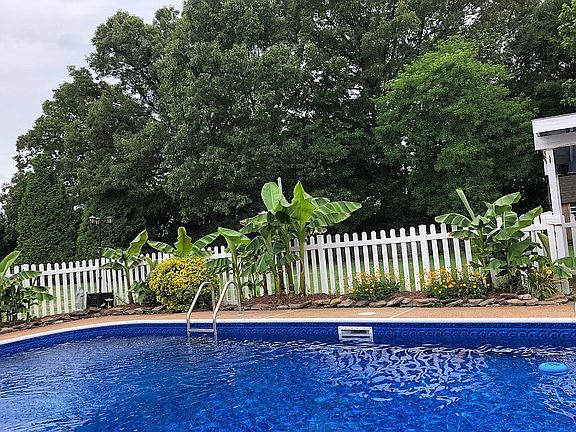 3rd image of 8249 Westbrook Dr