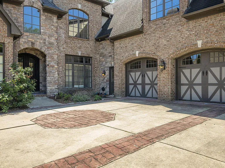 3924 Butler Springs Way — Photo 48