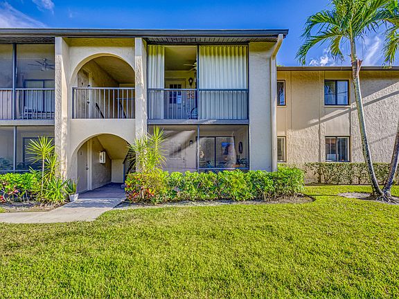 3rd image of 515 Shady Pine Way #B1