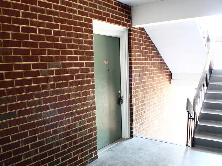 1010-8 Blue Ridge Dr — Photo 3