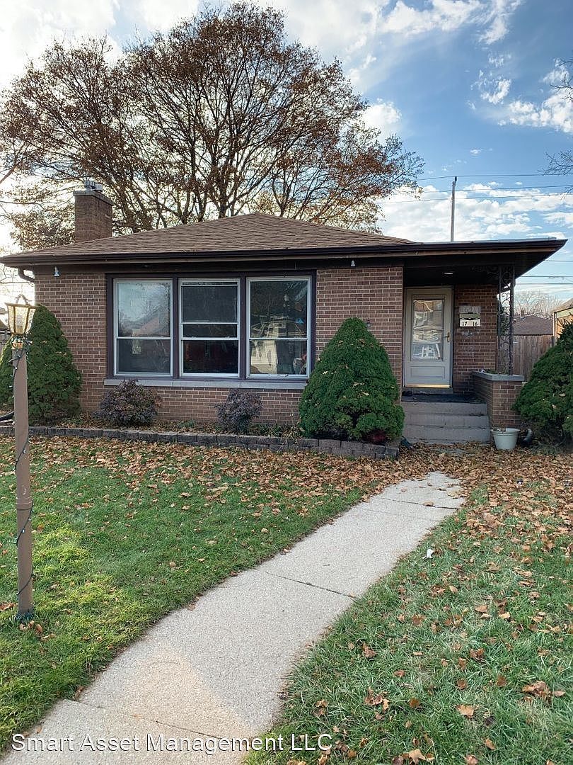 1716 Carlisle Ave, Racine, WI 53404 Zillow