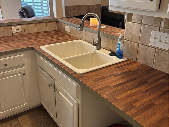 4th image of 22115 Jay Dr