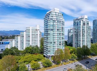 1710 Bayshore Dr #1803, Vancouver, BC V6G 3G4