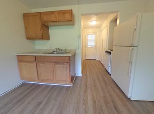 10 Belchertown Rd APT 21, Amherst, MA 01002