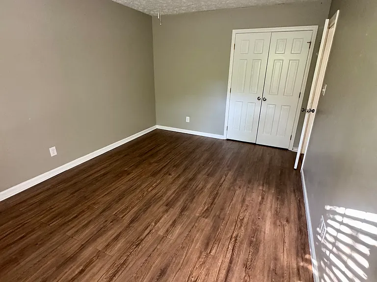 7562 Firethorn Dr — Photo 28