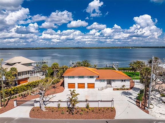 2nd image of 6875 Manasota Key Rd