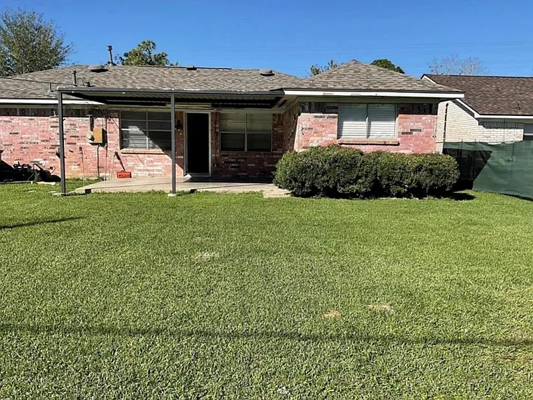 805 Northbend Dr — Photo 12