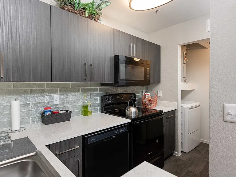Boulevard at 4201 Apartments — Photo 29