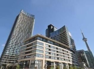 8 Telegram Mews #909, Toronto, ON M5V 3Z5