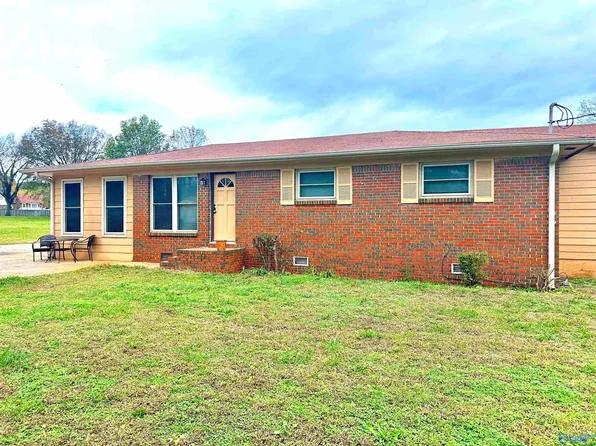 1750 Dailey Ter NW, Huntsville, AL 35816