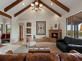 37 Old Rd S, Santa Fe, NM 87540