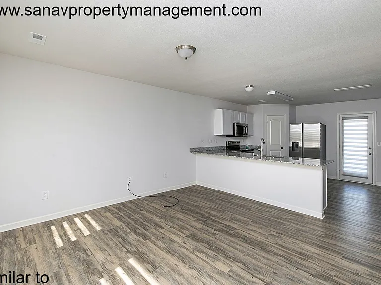 229 Maple Ave — Photo 11
