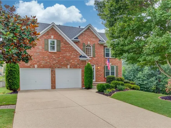 2651 Chandler Grove Ct, Buford, GA 30519