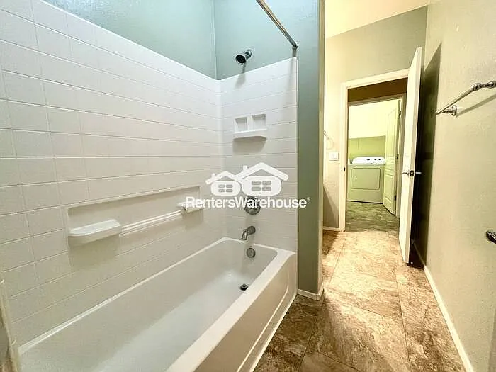 532 E Trellis Rd — Photo 13
