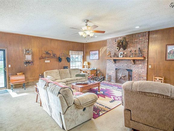 5th image of 121 Mulberry Ln