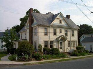 11 Main St, Annandale, NJ 08801