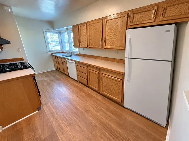 2 bed, 975 sqft, $1,195 — Photo 3