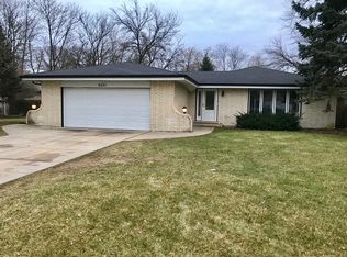 6231 W Carol Ln, Palos Heights, IL 60463