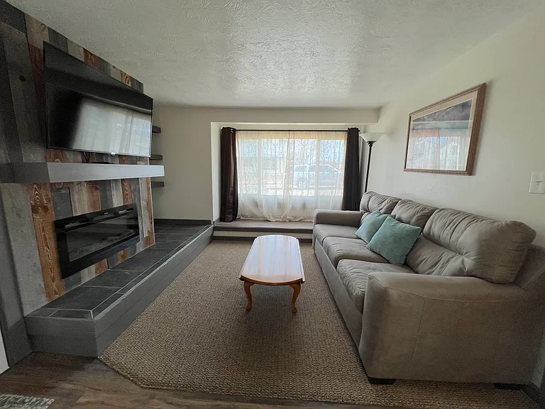 Portage Village Apartments — Photo 30