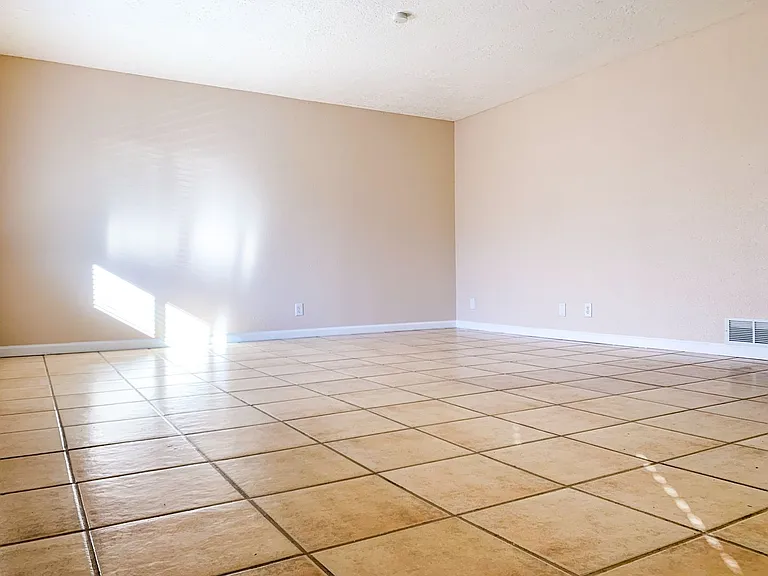 Desert Park Apartments — Photo 11