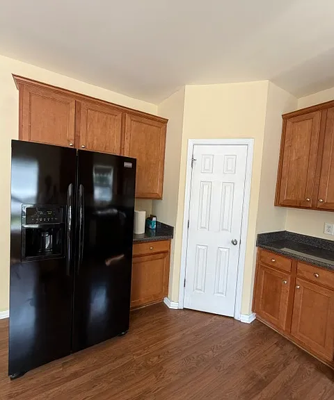 1020 Capstone Ct — Photo 12