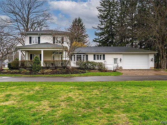 2nd image of 2084 Richardson Rd