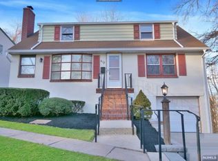 417 Paulding Ave, Northvale, NJ 07647