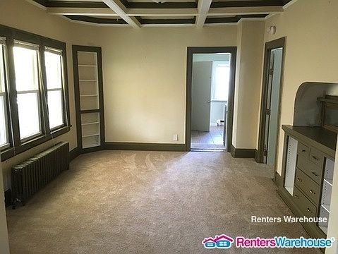 5th image of 2611 Girard Ave N