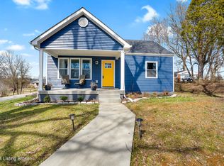 7713 E Manslick Rd, Louisville, KY 40228