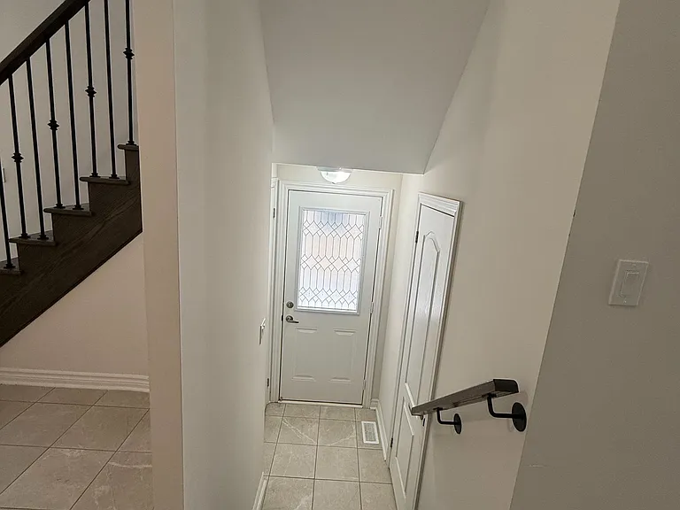 1807 Fosterbrook St — Photo 16