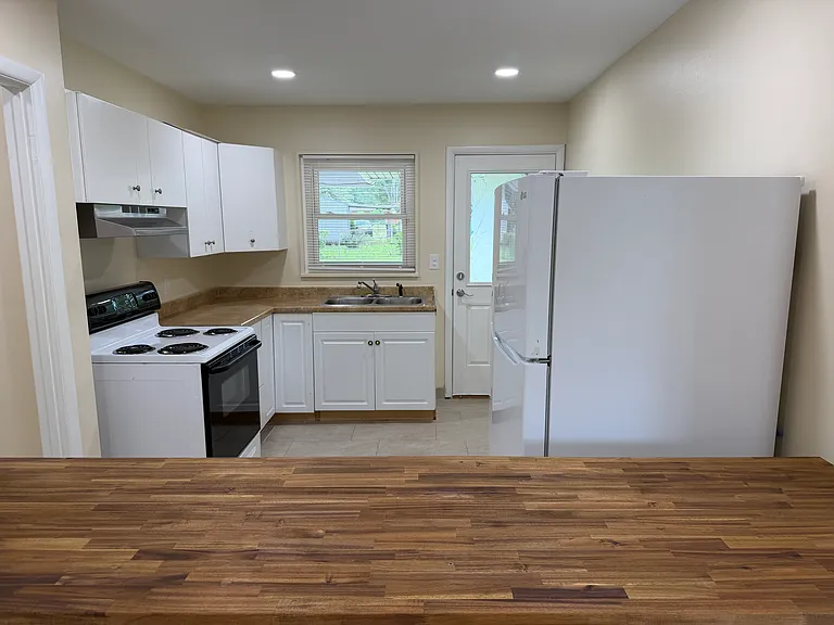 3503 Bluegrass Rd SW — Photo 5