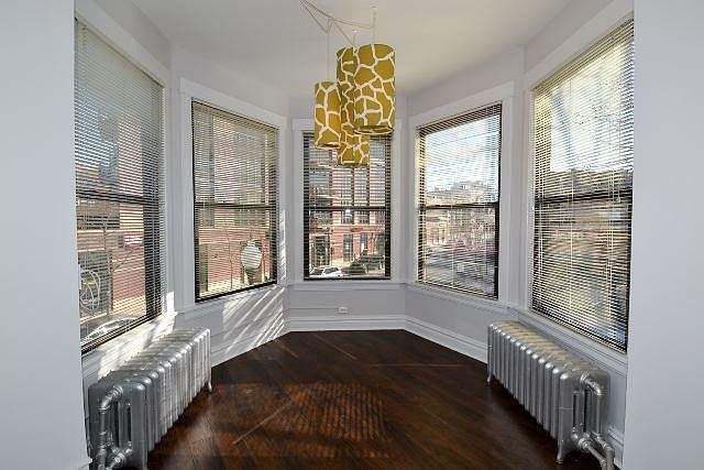 1st image of 4038 N Lincoln Ave