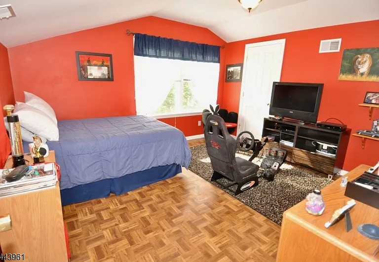 44 Winchester Rd — Photo 12