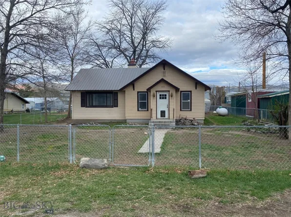 423 N Pine St, Townsend, MT 59644