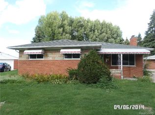 26752 Dover Ct, Warren, MI 48089