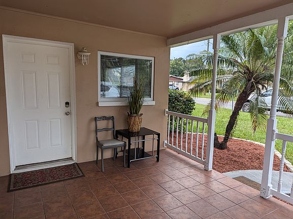 4th image of 905 W Georgia St