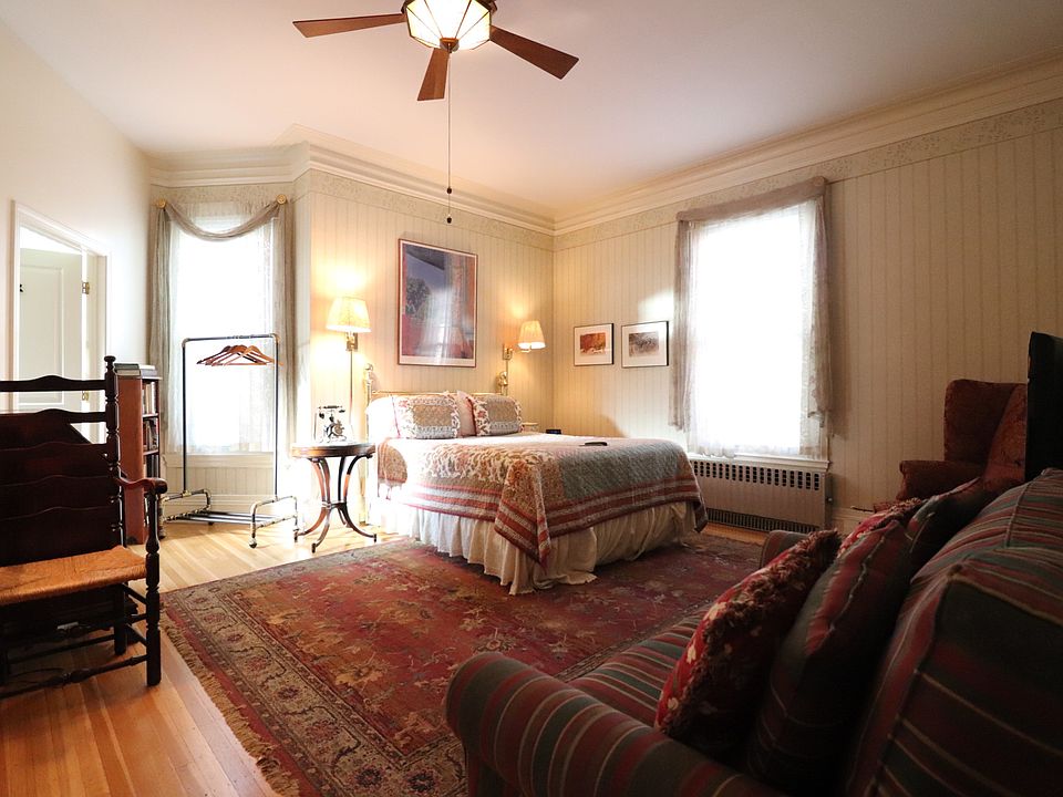 1st image of 83 Longwood Ave Room 3