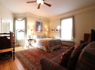 83 Longwood Ave ROOM 3, Brookline, MA 02446