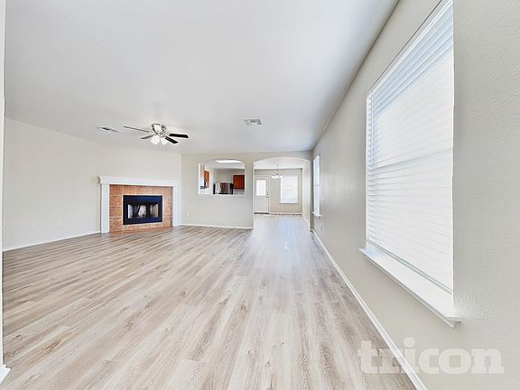 2nd image of 228 Fall Creek Dr
