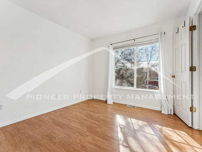 802 Timothy Dr — Photo 11